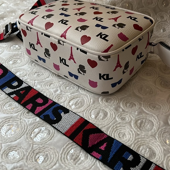 NWT Karl Lagerfeld Crossbody - STUNNING - Picture 4 of 6